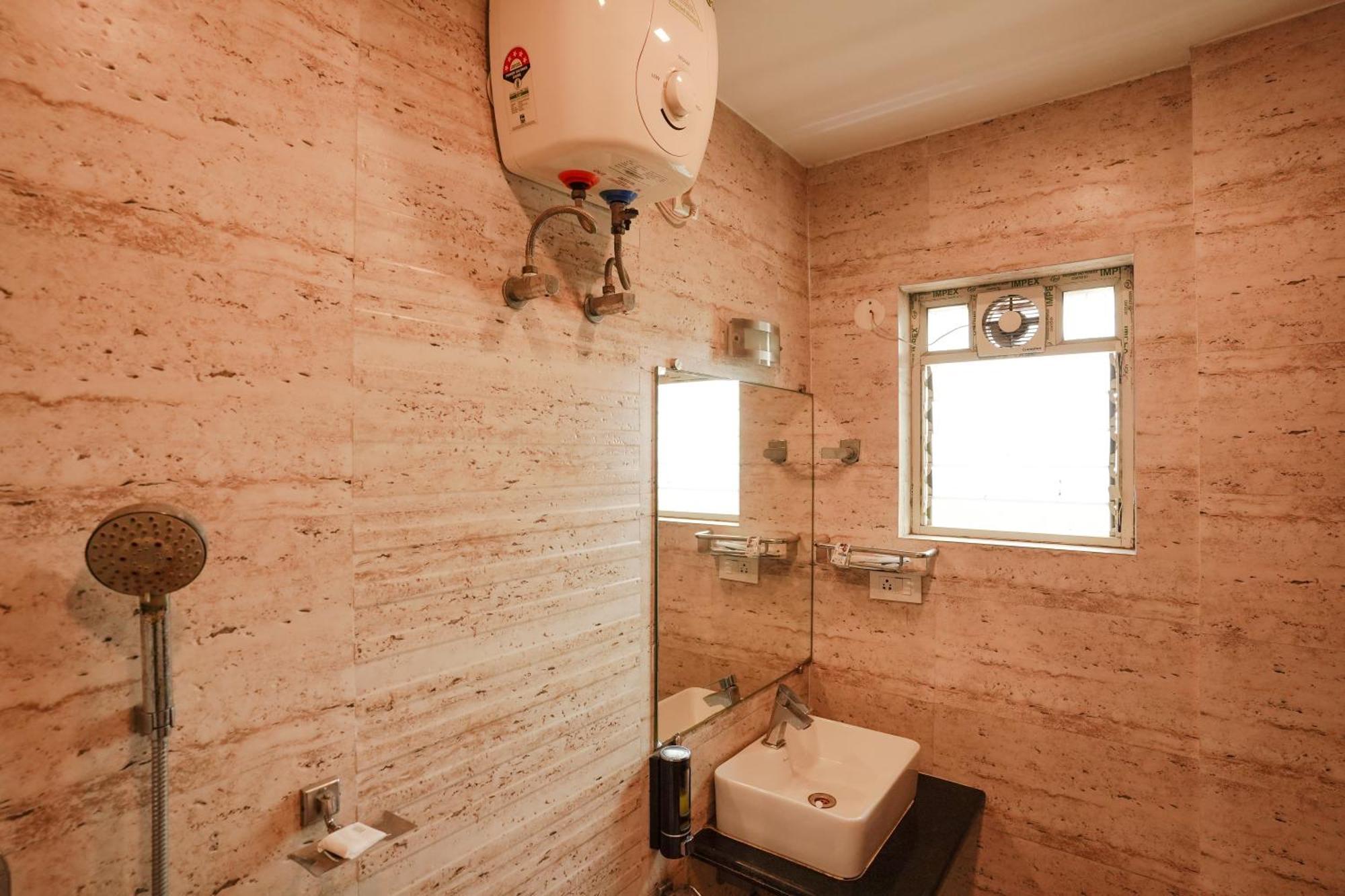 Hotel Sheldon International Near Science City كولكاتا المظهر الخارجي الصورة