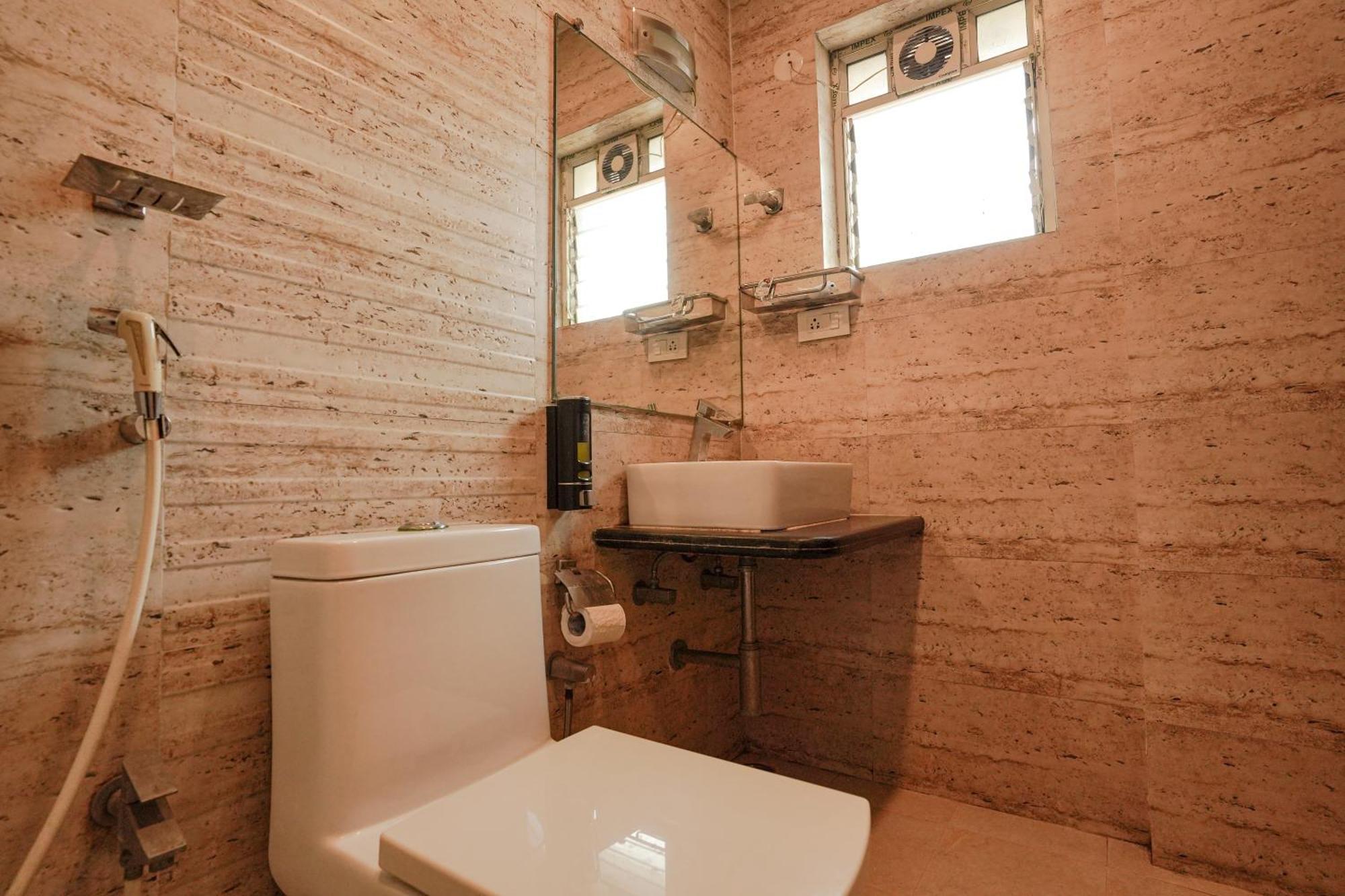 Hotel Sheldon International Near Science City كولكاتا المظهر الخارجي الصورة