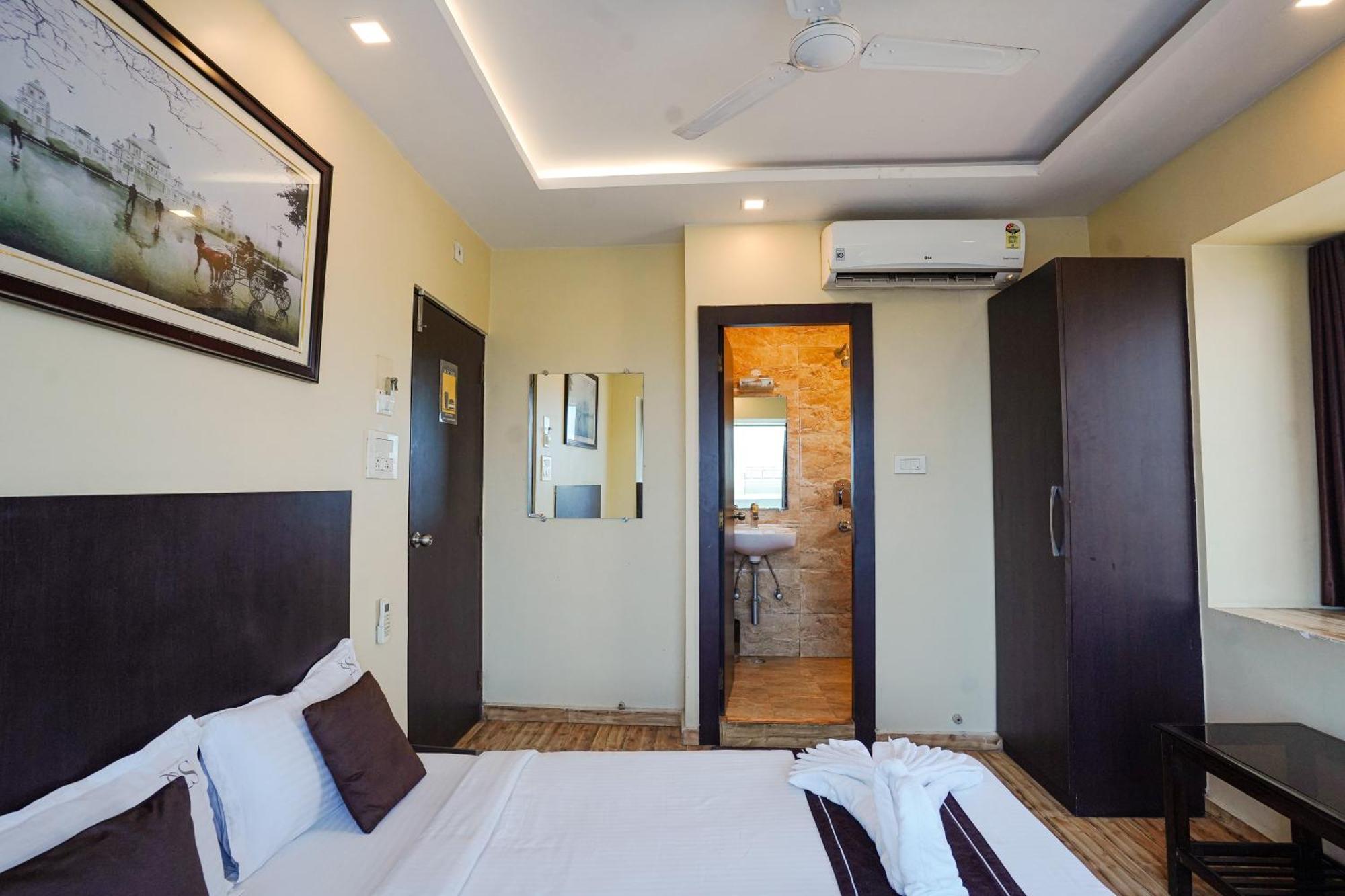Hotel Sheldon International Near Science City كولكاتا المظهر الخارجي الصورة